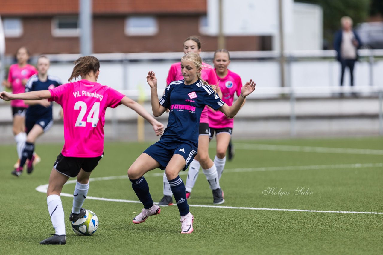 Bild 61 - wCJ Osterroenfelder TSV - VfL Pinneberg : Ergebnis: 0:15